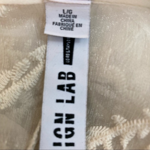 Design Lab Sheer Appliqué cover-up w/tassel belt - Picture 5 of 11